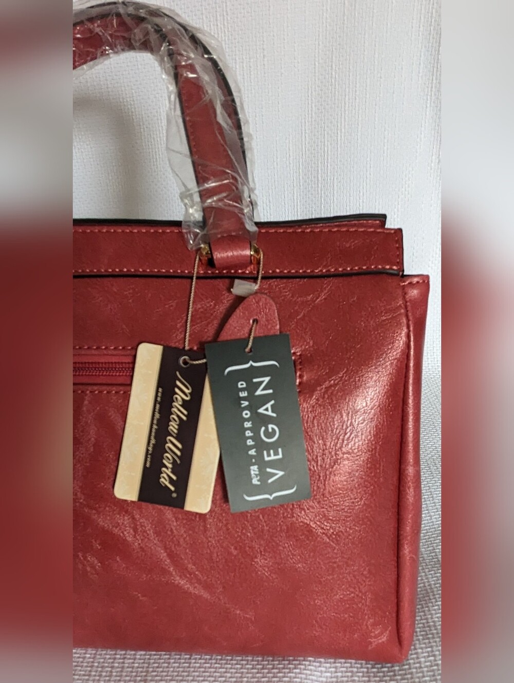 Cross Body Handbag - Picture 4 of 7
